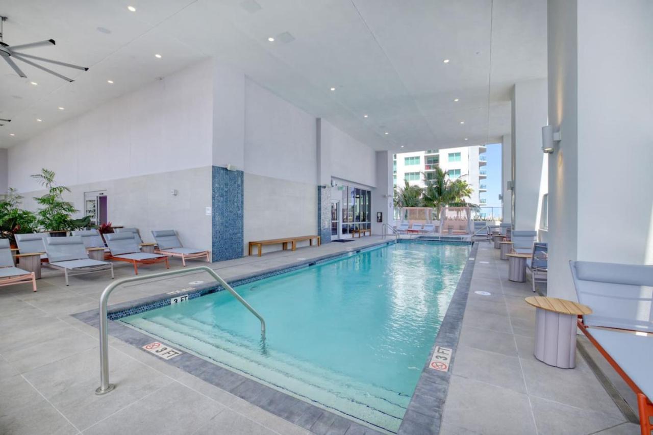 Appartamento Downtown Luxury Studio Pool And Gym Miami Esterno foto